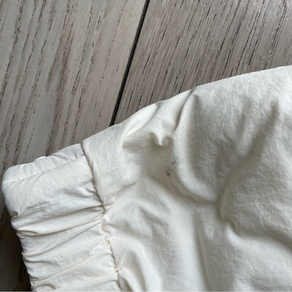 Fabletics The Essencial Puffer Jacket - Picture 8 of 9